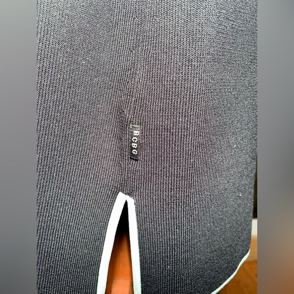 BCBG MAXAZRIA two piece dress suit - Picture 13 of 16